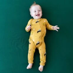 Zippered Romper In Hufflepuff™ -Kyte baby Store kyte baby zippered rompers zippered romper in hufflepuff 32475970633839